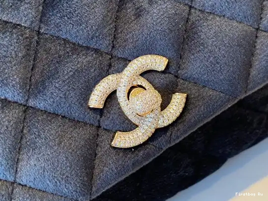 First Bag Ru HANDLE TOP FLAP MINI CHANEL BAG WITH 0604